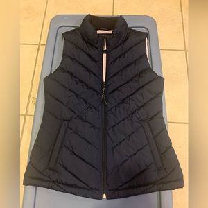 GAP zip up girls vest like new great condition